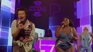 Harry Styles performed 'Juice' with Lizzo live in Miami