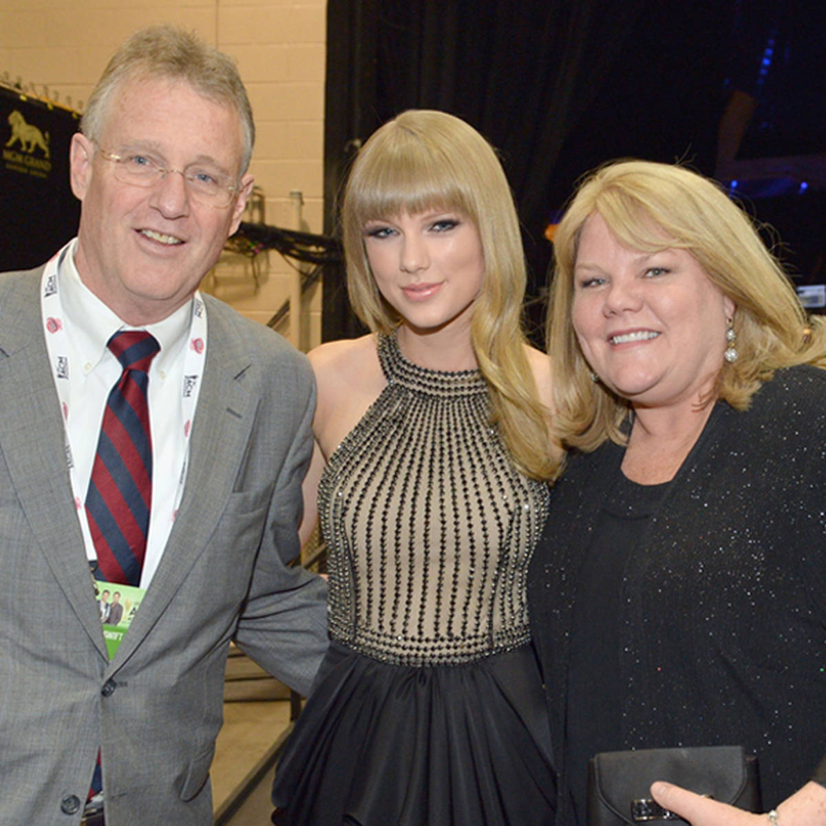 Taylor Swift S Mum Andrea And Dad Scott Meet The Lover Singer S Family Who Are Capital