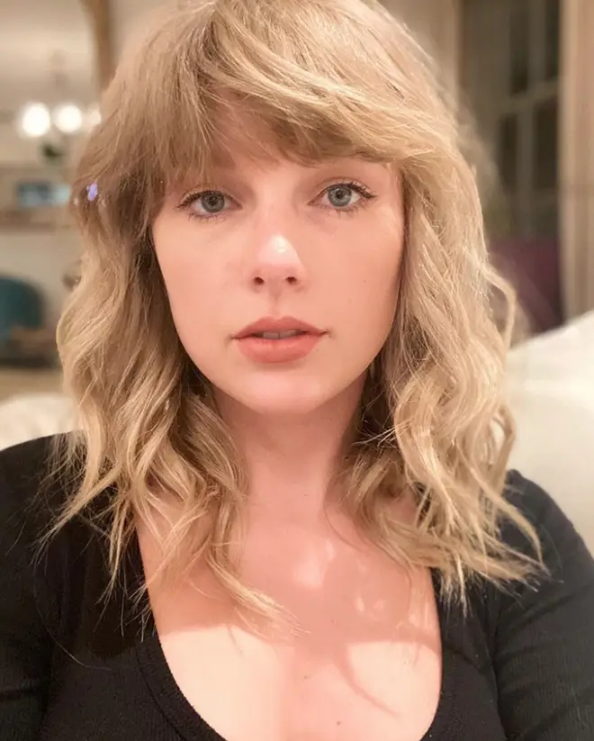 Taylor Swift posted a stunning bare-faced selfie