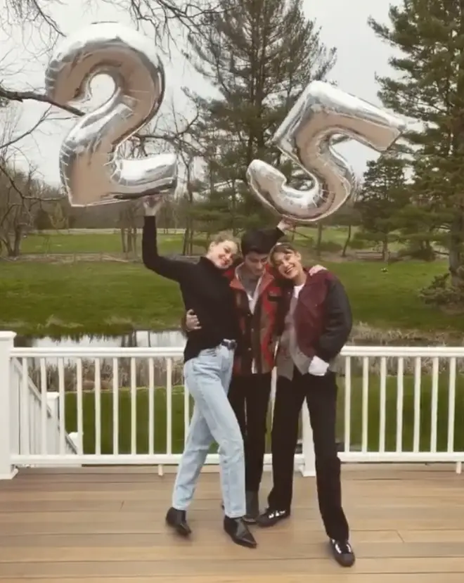 Gigi Hadid celebrated her 25th birthday with boyfriend Zayn and her family