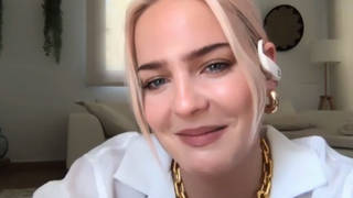 Anne-Marie offered advice to her younger self