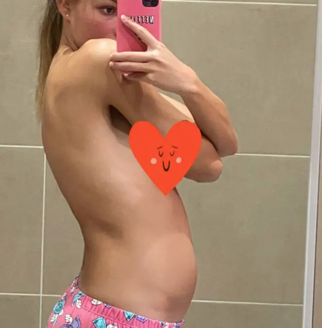 Zara McDermott posts snap of her stomach after eating pasta