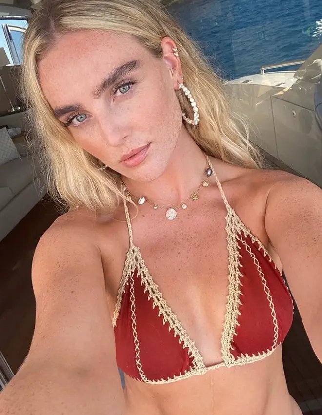 Perrie Edwards looks stunning in her new holiday photos