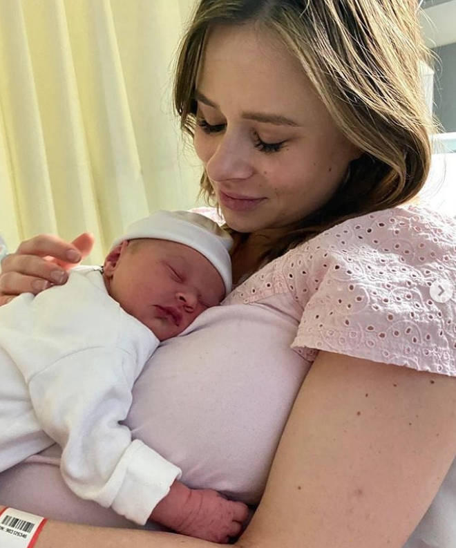 Camilla Thurlow has given birth to a baby girl.