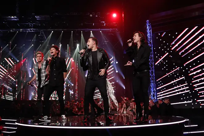 One Direction perform at the 28th Annual ARIA Awards in 2014