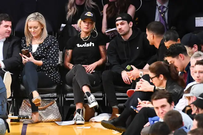 Halsey and Alev Aydin at a basketball game in January 2019