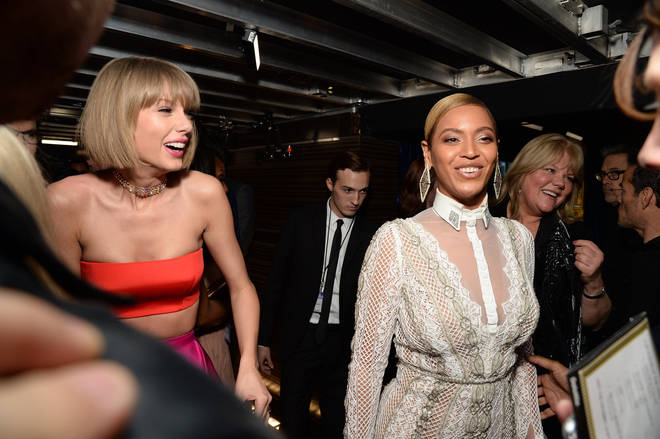 Beyoncé and Taylor Swift at the 2016 Grammy Awards