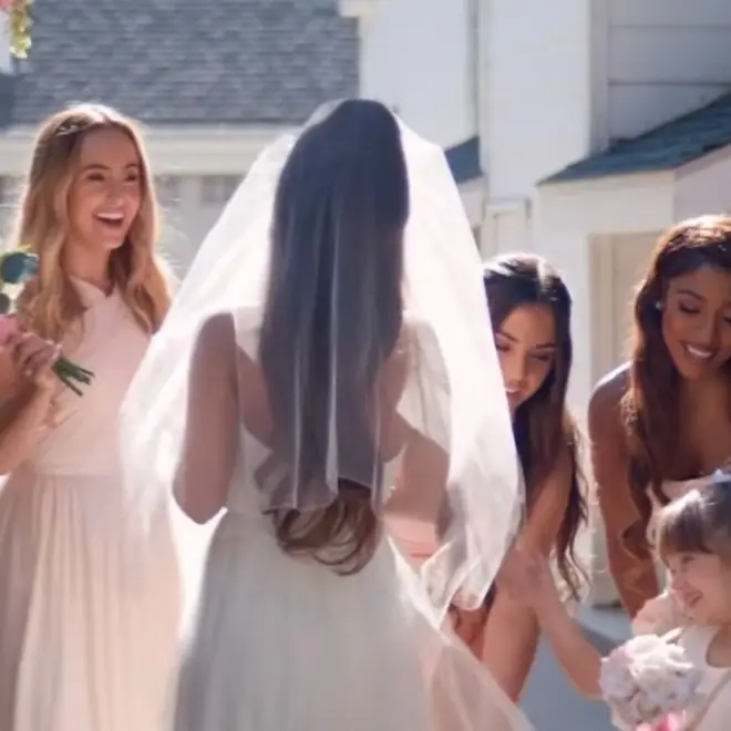 Ariana Grande's fans resurfaced the wedding look from 'Thank U, Next'