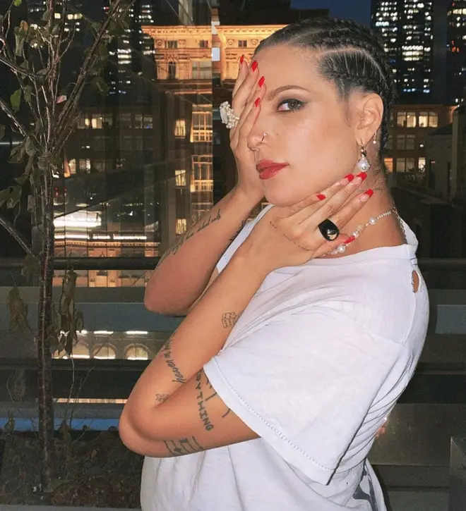 Halsey speaks out about pronouns and misgendering