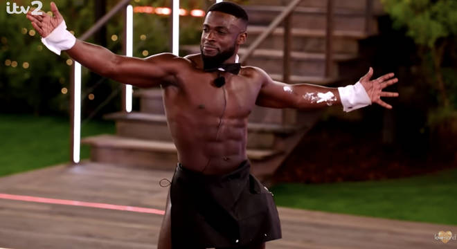Mike Boateng gave a Magic Mike performance during the heart rate challenge