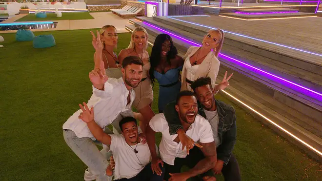 Faye Winter and Teddy Soares came in third place on Love Island 2021