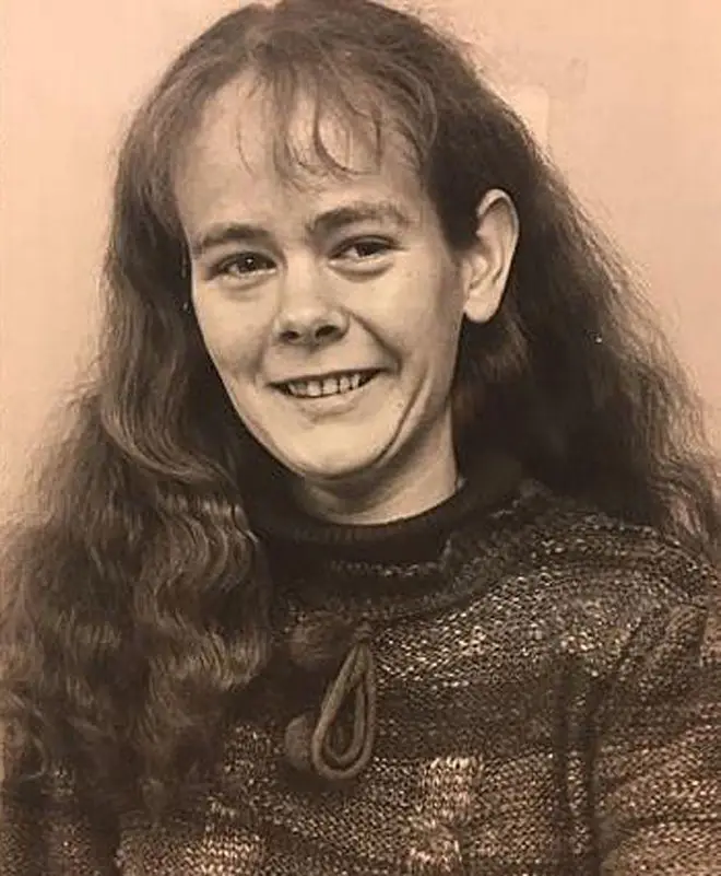 Anne Hegerty looks totally different in photo from 1983