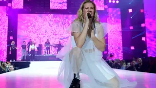 Ellie Goulding performs at Capital's Jingle Bell Ball 2018