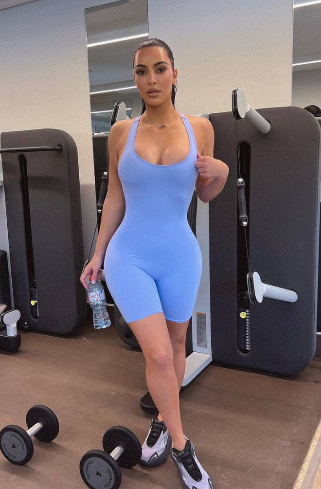 Kim Kardashian captioned her gym photo: 'Chin up or the crown slips'