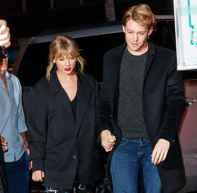 Taylor Swift & Joe Alwyn are reportedly engaged