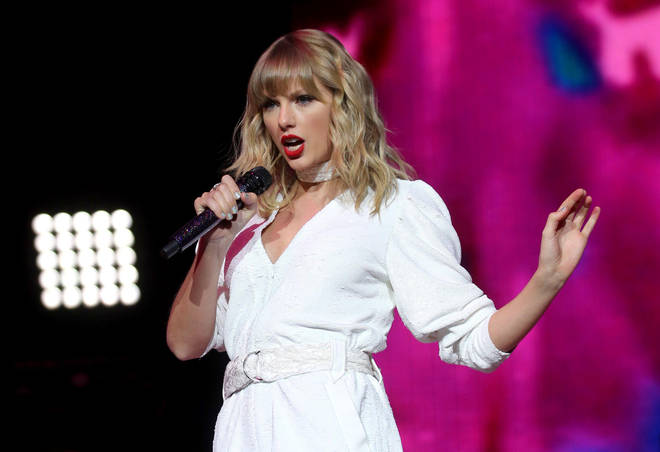 Could Taylor Swift be playing Glastonbury?