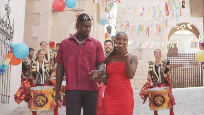 Indiyah and Dami had a live band welcome them to their final Love Island date