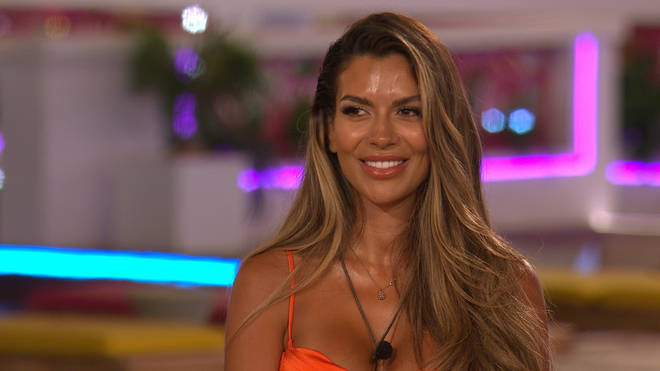 Some fans are hoping to see Ekin-Su become the new Love Island host after winning the series