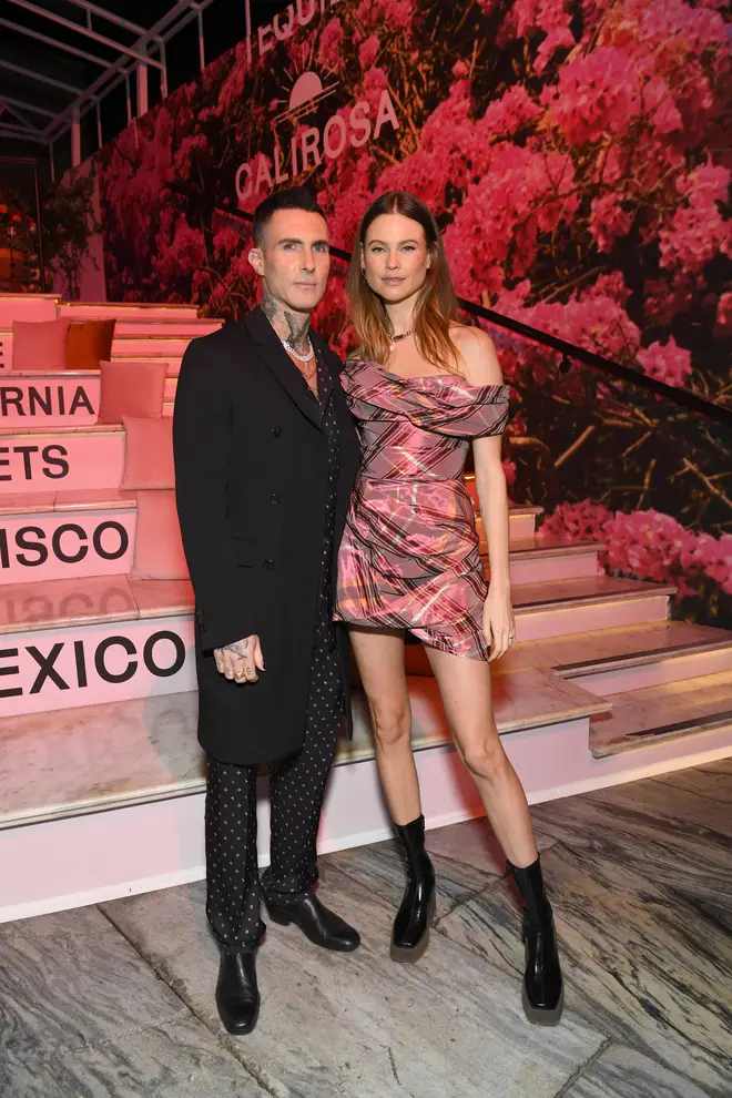 Behati Prinsloo supported her husband backstage