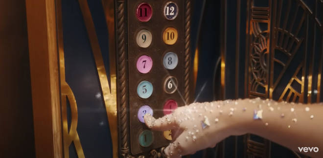 Taylor Swift dropped all the Easter eggs in the video for 'Bejeweled'