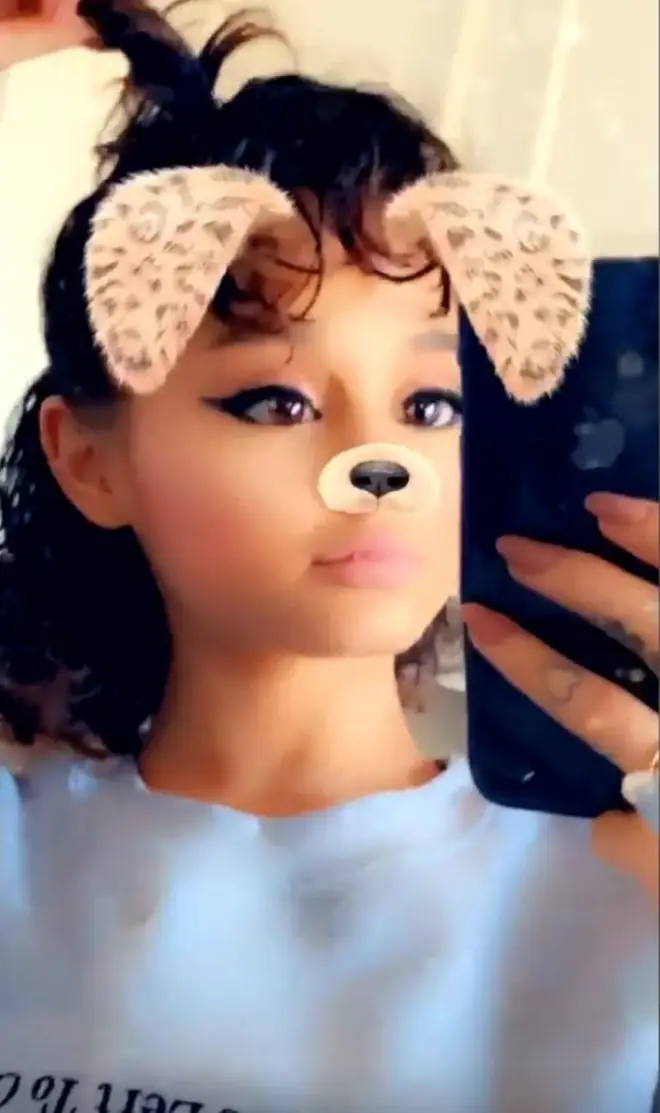Ariana Grande rocks naturally short, curly hair