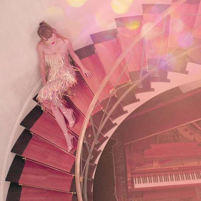 Taylor Swift 2019 All The Major Clues Taylor Is Dropping Her New Album Soon Capital