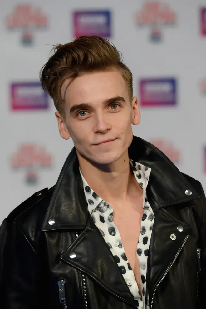 Joe Sugg wins Social Media Superstar.