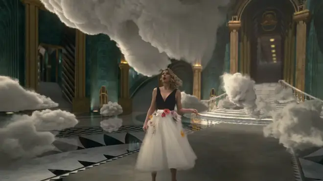 Scene from Taylor Swift's 'Me!' music video
