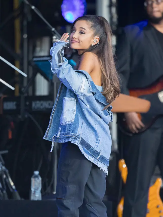 Ariana Grande is the latest celebrity to fall victim to the paparazzi's copyright rules