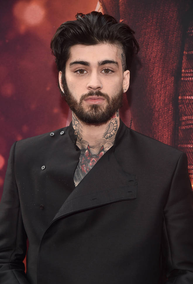 Zayn S Daring New Hairstyle At The Aladdin Premier Has Fans Shook