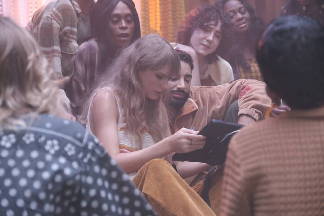 Taylor Swift directed the 'Lavender Haze' music video