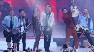 The Jonas Brothers and Busted performed 'Year 3000'