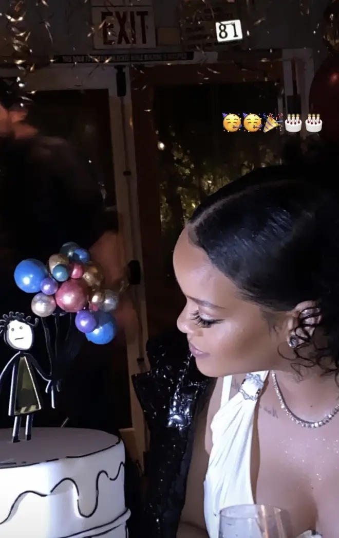 Rihanna had a birthday cake similar to her Instagram icon