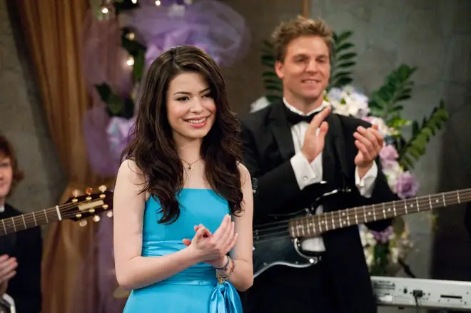 iCarly starred Miranda Cosgrove as Carly