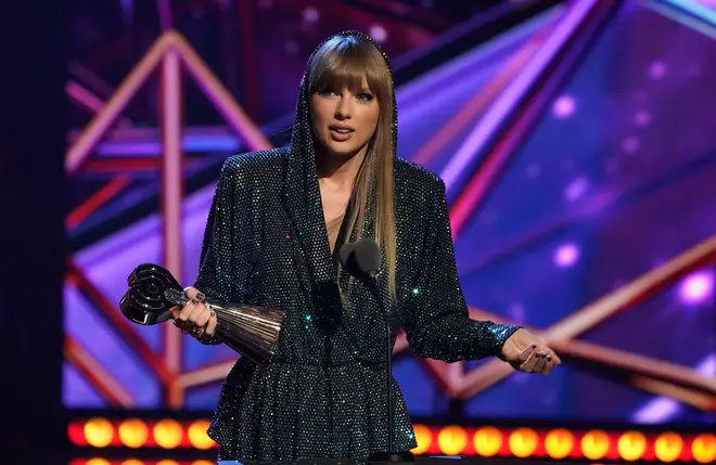 Taylor Swift was presented with the Innovator Award