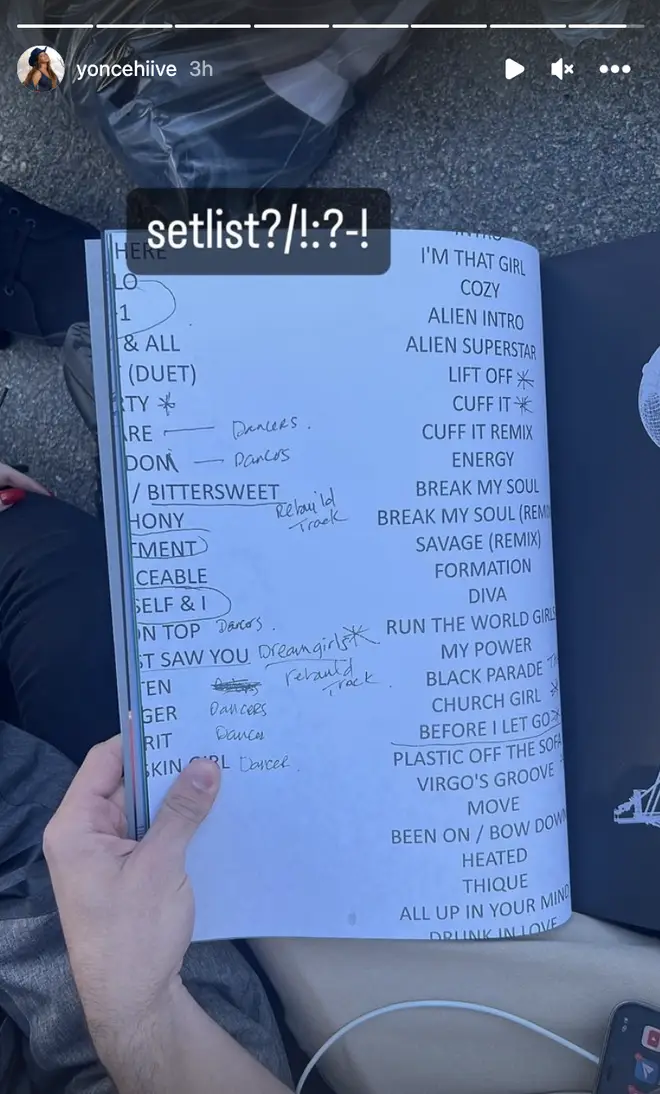 Yoncehiive posted a photo of the 'Renaissance' set list