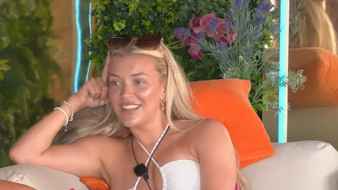 Love Island's Molly said she's friends with bombshell Leah
