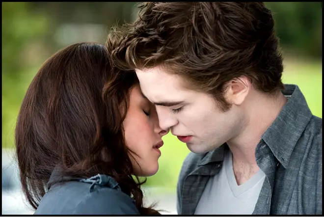 Kristen Stewart and Robert Pattinson in The Twilight Saga - New Moon