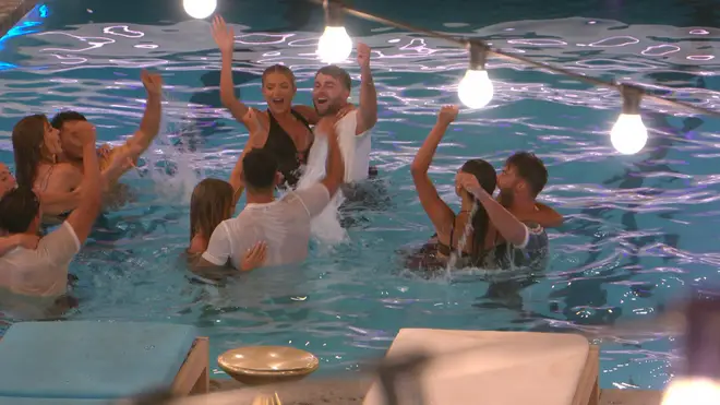 The final five All Stars couples jumped into the villa pool when they were announced as finalists