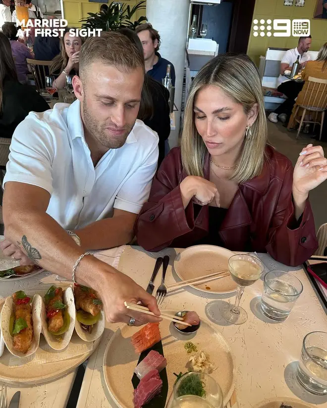 Sara’s posted a photo of the couple, captioned “Hubby and bestie dates.”