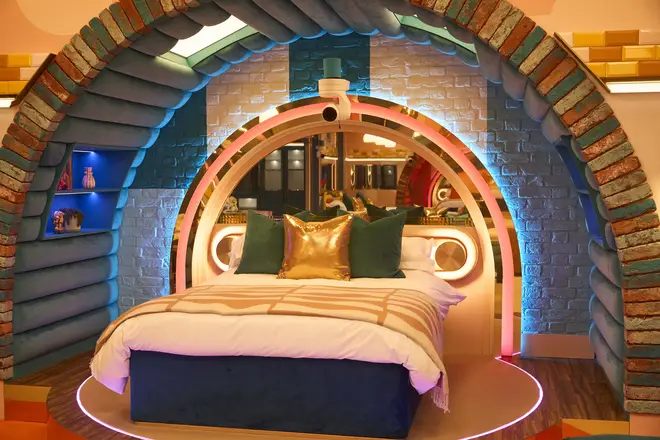 There are double beds and single beds in the CBB house
