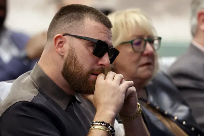 Travis Kelce teared up at brother Jason's retirement conference