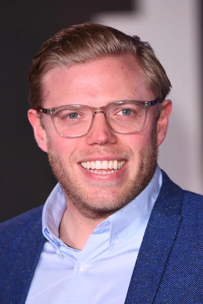 Rob Beckett narrates Celebs Go Dating