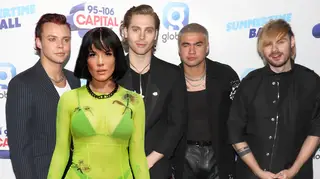 Halsey is good friends with 5SOS