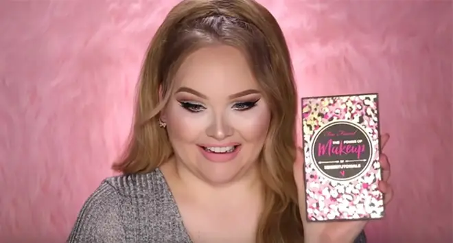Nikkie Tutorials with Too Faced palette.