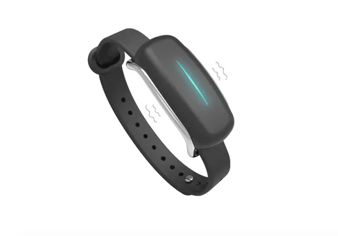 The bond-touch bracelet lights up and vibrates when a touch is sent