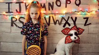 This young Stranger Things fan and her dog dressed as Eleven and the demogorgon