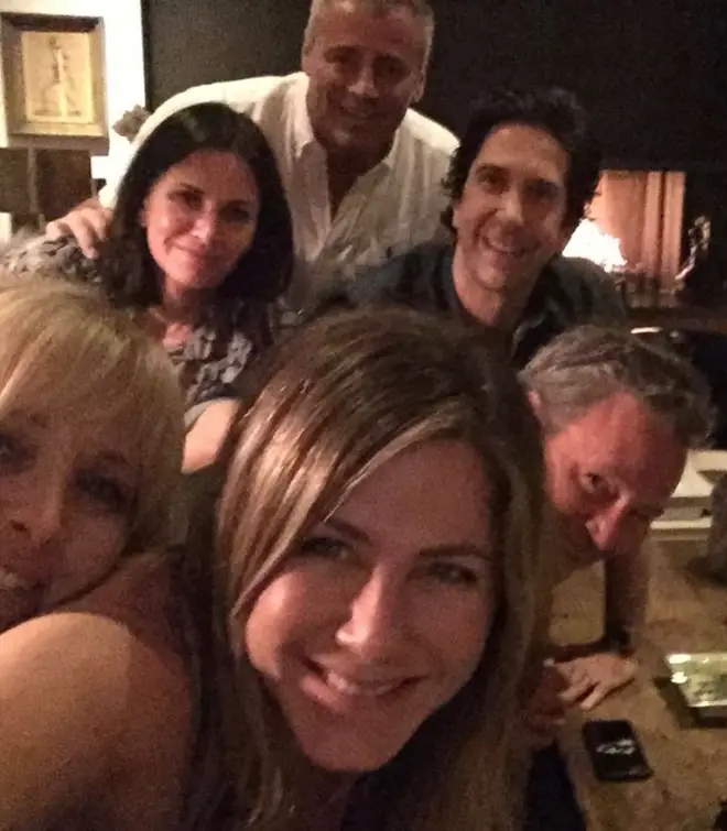 Jennifer Aniston broke the internet with this reunion selfie